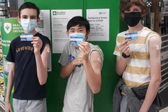 3 thiếu niên Jack, Darcy (15 tuổi) và Wesley (14 tuổi) khởi xướng trang web CovidBase AU.(Nguồn: ABC)