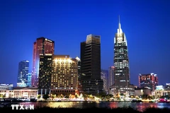Trung tâm Thành phố Hồ Chí Minh về đêm. (Ảnh: Hồng Đạt/TTXVN) 