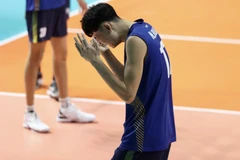 Bóng chuyền Nam Việt Nam lâm thế khó khi thua ngược Thái Lan