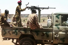 Sudan: RSF tuyên bố chiếm sân bay Al Fashir và 2 căn cứ quân sự