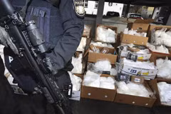 Chính phủ Italy thu giữ lượng cocaine trị giá 880 triệu USD