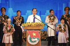 Ủy viên Trung ương Đảng, Phó Bí thư Thường trực Thành ủy, Chủ tịch Ủy ban nhân dân Thành phố Hồ Chí Minh Phan Văn Mãi phát biểu tại lễ tuyên dương. (Ảnh: Hồng Giang/TTXVN)