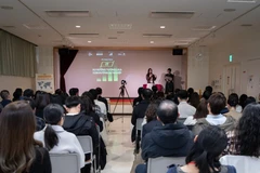 Sự kiện “VPJ Career Forum: IT - Xu hướng tương lai & Con đường sự nghiệp” diễn ra tại Tokyo, Nhật Bản. (Ảnh: Xuân Giao/TTXVN)