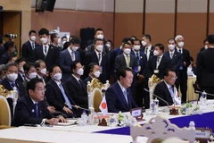 Trung Quốc tìm cách tăng cường liên lạc với Nhật Bản và Hàn Quốc