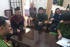 6 đối tượng bị tạm giữ để điều tra về hành vi gây rối trật tự công cộng, chống người thi hành công vụ liên quan đến vụ đánh công an ở TP.Đà Lạt. (Nguồn: DV)