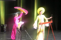 Budapest: Mang quê hương gần hơn tới người dân xa xứ