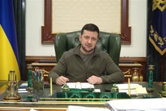 Tổng thống Ukraine Volodymyr Zelensky phát biểu tại thủ đô Kiev. (Ảnh: AFP/TTXVN)