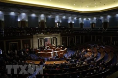 Thượng viện Mỹ: Hai đảng vẫn bất đồng về vấn đề trần nợ