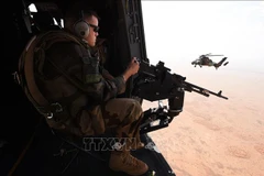 Binh sĩ Pháp tham gia chiến dịch chống khủng bố Barkhane tuần tra tại Sahel, Mali. (Ảnh tư liệu: AFP/TTXVN)
