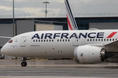 Máy bay của hãng hàng không Air France hạ cánh tại sân bay Sheremetyevo, Moskva, Nga. (Ảnh: TASS) 