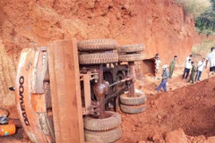 Hiện trường vụ tai nạn. (Ảnh: K GỬIH/TTXVN)