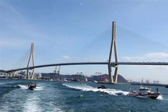 Cảng quốc tế Busan. (Ảnh: Thống Nhất/TTXVN)