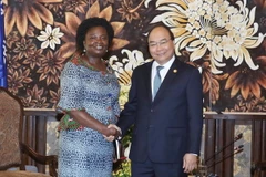 Thủ tướng Nguyễn Xuân Phúc tiếp bà Victoria Kwakwa, Phó Chủ tịch Ngân hàng Thế giới (WB) phụ trách khu vực Đông Á-Thái Bình Dương. (Ảnh: Thống Nhất/TTXVN)