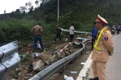 Hiện trường vụ tai nạn. (Ảnh: Cao Nguyên/TTXVN)