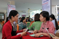 Phỏng vấn tuyển dụng việc làm. (Ảnh: An Hiếu/TTXVN)