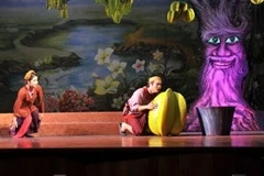 Một cảnh trong vở chèo "Ăn khế trả vàng". (Ảnh: BTC)