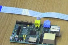 Phụ kiện camera cho máy tính Raspberry Pi. (Nguồn: /techcrunch.com)