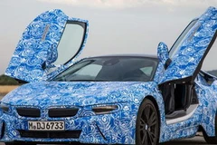 BMW i8. ( Nguồn: carscoops.com)