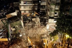 Hiện trường một vụ sập chung cư ở Ấn Độ. (Nguồn: AFP)