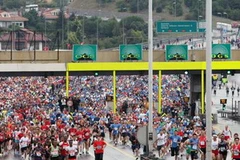 Các vận động viên tham gia Giải Marathon Âu-Á. (Nguồn: newshopper.sulekha.com).