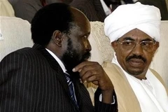 Tổng thống Sudan Omar al-Bashir (phải) và Tổng thống Nam Sudan Salva Kiir. Ảnh minh họa (Nguồn: Internet)