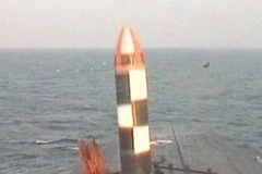 Tên lửa Bulava được phóng từ tàu ngầm hạt nhân Yuri Dolgoruky. (Nguồn: RIA Novosti)