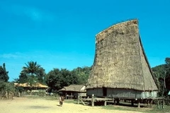 Nhà Rông. (Nguồn: dacsantaynguyen.com)