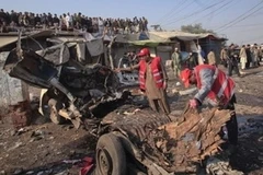 Hiện trường một vụ đánh bom tại Pakistan. (Nguồn: Reuters)