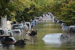 Hậu quả của mưa lớn tại thủ đô Buenos Aires. (Nguồn: Clarín)