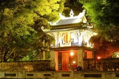 Nhiều đại biểu vẫn băn khoăn về việc chọn Khuê Văn Các làm biểu trưng cho Thủ đô Hà Nội. (Ảnh: Minh Đông/TTXVN)