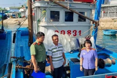 Hiện trường bắt quả tang đối tượng Hằng tàng trữ thuốc nổ TNT. (Nguồn: VOV)