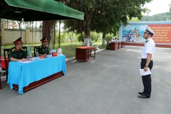 Kiểm tra nhận thức về điều lệnh quản lý bộ đội tại cơ quan Bộ Tư lệnh Vùng. (Nguồn: baohaiquanvietnam.vn)