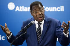 Cựu Tổng thống Benin, ông Thomas Yayi Boni phát biểu tại một sự kiện ở Washington, DC, Mỹ. (Ảnh: AFP/TTXVN)