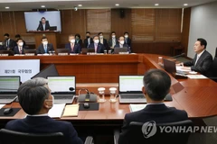 Tổng thống Hàn Quốc Yoon Suk-yeol chủ trì cuộc họp nội các đầu tiên ngày 12/5. (Nguồn: Yonhap)