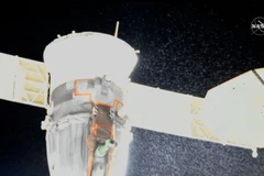 Chất làm mát rò rỉ từ trên tàu vũ trụ Soyuz MS-22. (Nguồn: NASA)