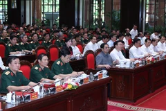 Thủ tướng dự Hội nghị đẩy mạnh phát triển công nghiệp quốc phòng