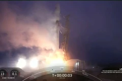 Tên lửa SpaceX Falcon phóng vệ tinh do thám NROL-85 từ Căn cứ Lực lượng Không gian Vandenberg ở California ngày 17/4. (Nguồn: SpaceX)
