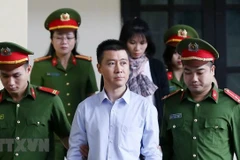 Bị cáo Phan Sào Nam khi đến tòa hồi tháng 11/2018. (Ảnh: TTXVN)