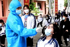 Việc xử lý F0, F1 trong các lớp học tại Thanh Hóa hiện vẫn còn nhiều lúng túng. (Ảnh minh họa: Quang Cường/TTXVN)