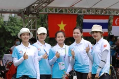 Đội tuyển bắn cung 3 dây của Việt Nam. (Ảnh: Vũ Sinh/TTXVN)