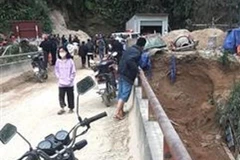 Hiện trường vụ tai nạn. (Ảnh: TTXVN phát)
