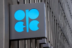 Biểu tượng của OPEC tại trụ sở ở Viên, Áo. (Ảnh: AFP/TTXVN)