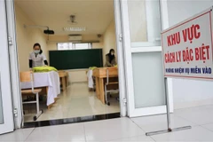 Các trường Tiểu học được bố trí phòng cách ly tạm thời. (Ảnh: Thanh Tùng/TTXVN)