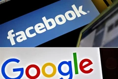 Biểu tượng Facebook và Google. (Ảnh: AFP/TTXVN)
