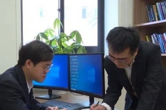 Hai anh em Giáo sư Nguyễn Ngọc Phi-Nguyễn Ngọc Tấn. (Nguồn: Vnews)