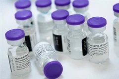 Vaccine ngừa COVID-19 của Pfizer/BioNTech. (Ảnh: AFP/TTXVN)