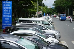 Tuyến đường Lê Lai (quận 1) thu phí đỗ xe ôtô dưới lòng đường qua ứng dụng My Parking. (Nguồn: laodong.vn)