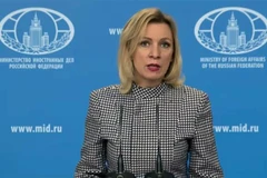 Người phát ngôn Bộ Ngoại giao Nga Maria Zakharova phát biểu tại một cuộc họp báo ở Moskva. (Ảnh: AFP/TTXVN)