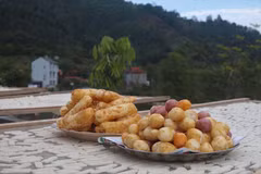 [Photo] Pẻng Khua - quà quê ngày Tết của người Nùng Cao Bằng