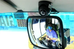 Camera được lắp đặt trên phương tiện vận tải của Công ty cổ phần xe khách Hoàng Hà. (Ảnh: Thế Duyệt/TTXVN)
